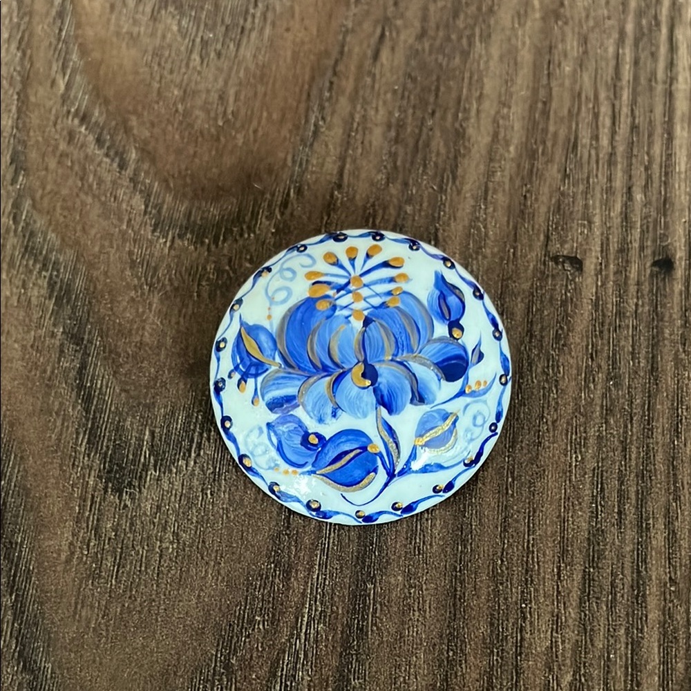 🌸Closet Clean Out🌸 Handmade Pin